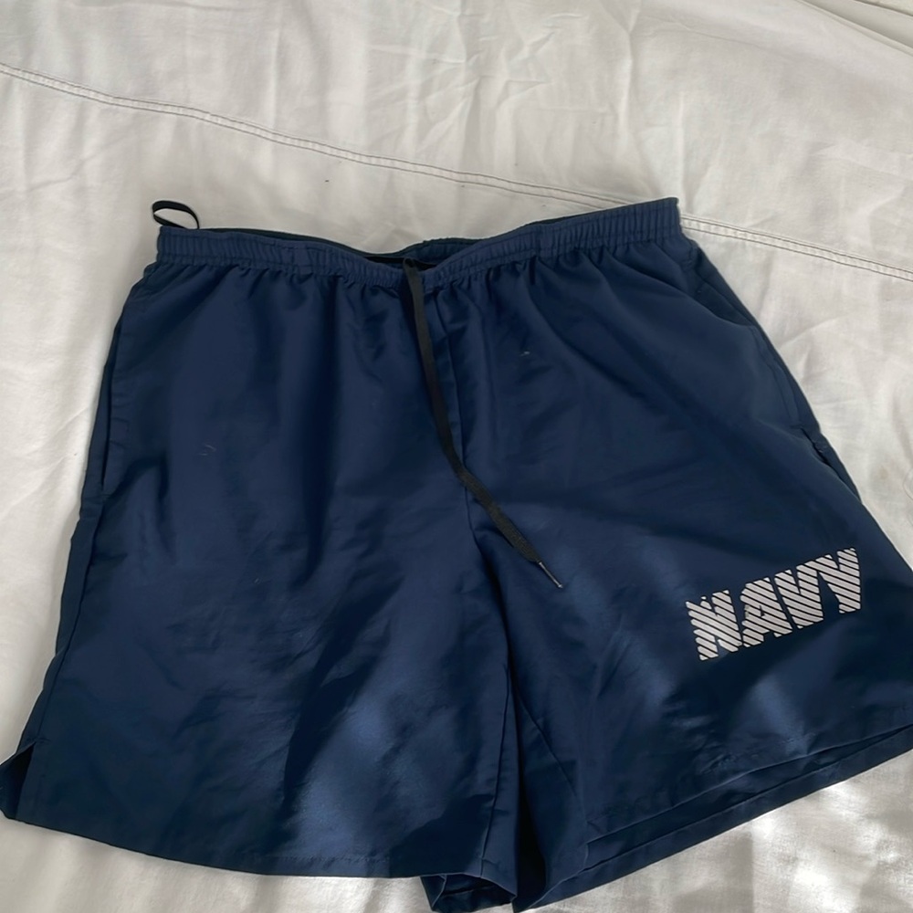 Men shorts new balance